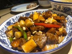 松子牛肉炒年糕-兔爸私家小厨(新北万达店)