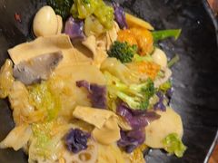 -万记麻辣烫国展总店