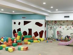 -乐悠游亲子游泳俱乐部