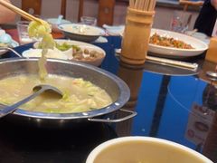 -川流不息·地道川菜·小龙虾(新松江路店)