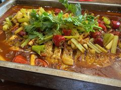 -琥珀老六龙虾(四里河店)