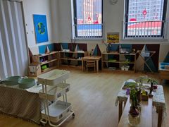 -婴智贝佳蒙特梭利早教托育中心(杨浦店)