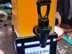 -路边边地标烧烤·川菜·小龙虾·音乐酒馆(良乡长虹店)