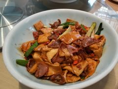 -关东小磨东北菜(上海长风大悦城店)
