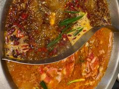 -沸炉重庆老火锅(军事博物馆店)