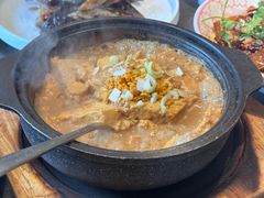 -五谷丰登农家院·地道胶东菜·海鲜烧烤(威海店)