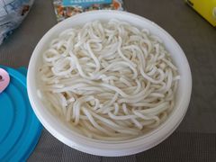 -灵芝妹子海鲜米线(香炉礁山姆店)