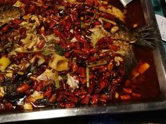 -鸣记脆皮烤鱼·海鲜烤鱼(三八广场店)