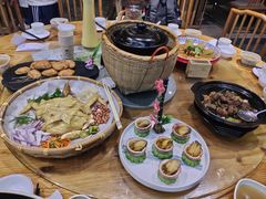 -花溪雨·森林餐厅(石基店)