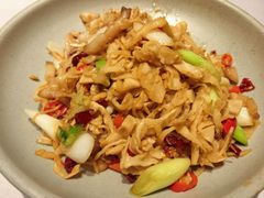 -客家大院·非遗赣南客家菜(郁孤台店)