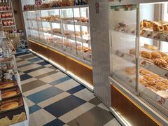 -85度C(生甜甜圈研究工坊·上海平凉店)