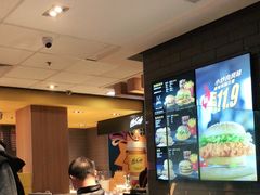 -麦当劳(欢乐谷店)