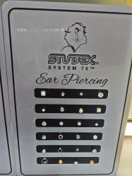 -AI艾耳·专业手工耳洞·穿孔美学馆