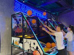 -世代星球·保龄球·镭战真人CS·团建(杨浦店)