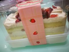 -红宝石·鲜奶小方·海派西点房(丰庄店)