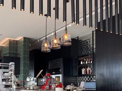 -瑰丽酒店·海吧·天际下午茶·现场DJ·天台酒吧