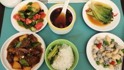 -月之旅·尊 高端月子会所(科馨别墅一店)