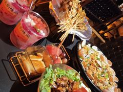 -何师烧烤Pro ·江湖川菜·小龙虾·精酿(太古里旗舰店)