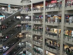 -百荣世贸商城