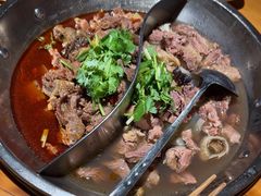 -大众跷脚牛肉馆·非遗传承单位(峨眉山店)