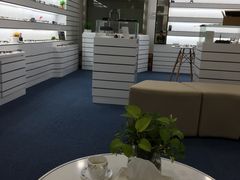 -优视力蔡司眼镜验配中心(越秀城市广场奥莱店)