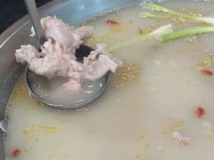 -老来福·非遗酸汤兔(凯旋路店)