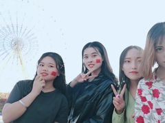 -七彩云南欢乐世界