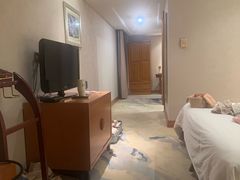 -武汉五月花大酒店(武昌火车站中南路地铁站店)