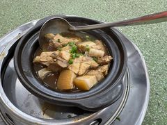 正宗空煲肉骨茶-新峰肉骨茶