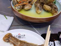 -小国抻面大烧烤馆
