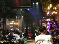 -酒座音乐主题串吧(滑翔西社区店)