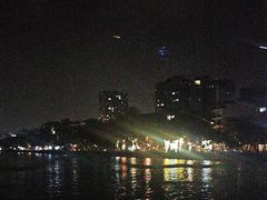 -河内西湖莲花自助餐厅