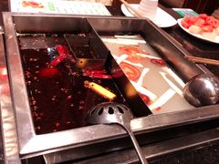 -百年川椒重庆老火锅(光谷店)