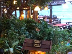 -卷心菜和避孕套餐厅(Pattaya)
