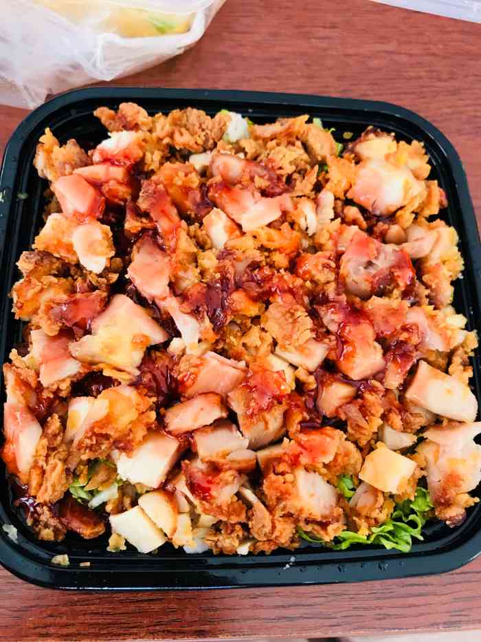 姣小姐肉肉饭(立山店)-"今天外面在下雨,很晚又没吃饭.在深夜这个.