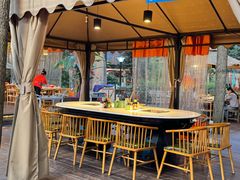 -二荆条·蜀鲜汇城市森林火锅