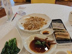 -御满江海鲜酒家(洛溪新城店)