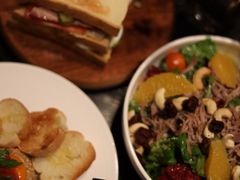 -wineapp葡萄酒餐吧(外滩金融中心店)