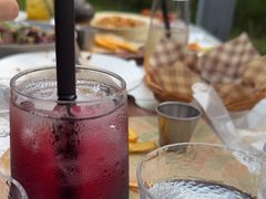 -三勾JJJ Burger&Coffee(梅溪湖店)