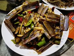 -四川小胡子海鲜(丁村万人海鲜广场店)