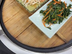 -北京龙庆四季香农家饭庄·灶台鱼·碳烤虹鳟鱼(龙庆峡店)