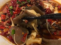 驰名毛血旺-鑫巴蜀(和平里店)