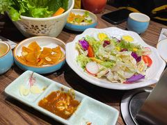 -明洞阿姨·韩式酱蟹烤肉·创意料理(三元桥店)