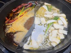 -重庆故事姊妹老火锅(财经学院店)