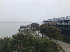 -上海滴水湖皇冠假日酒店