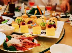 -甘井子区冠豪主题婚礼酒店宴会厅(机场店)