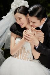 -至臻微拉婚纱摄影