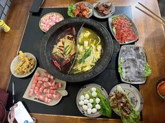 -重庆故事姊妹老火锅(财经学院店)