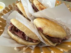 -闫家驴肉老店(华电一校店)