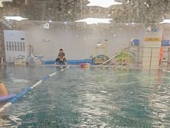 -蓝旗亲子游泳(范湖万达广场店)